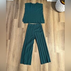Elegant Teal Women's Knit Set